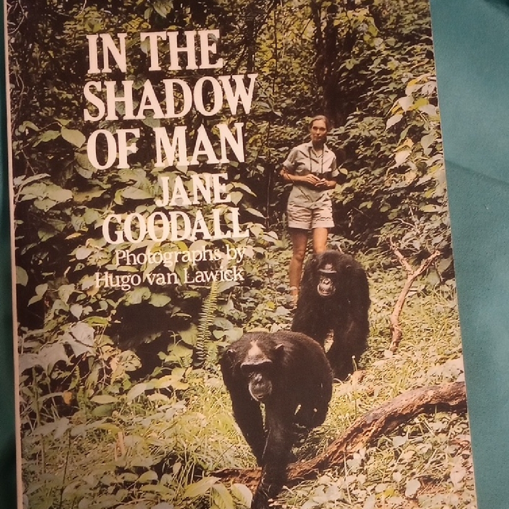 In the Shadow of Man by Jane Goodall - Picture 2 of 2